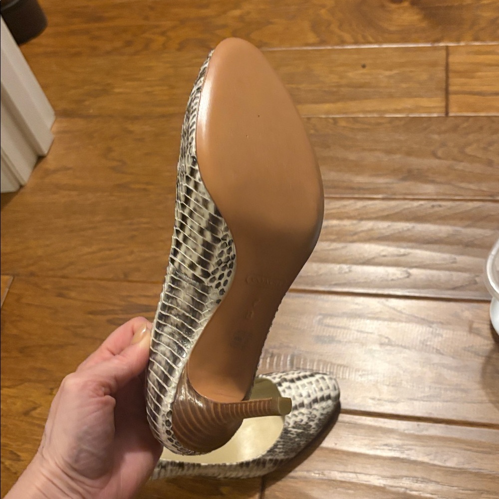 Coach Women's Black and White Patterned Heels - Picture 4 of 4